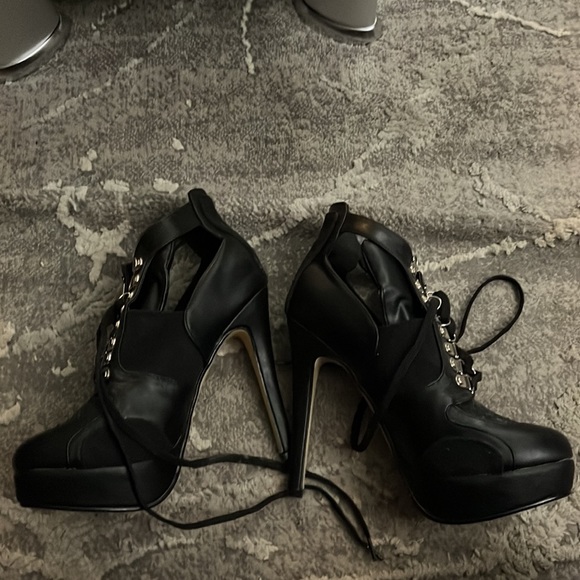 NWOT SPRING SEXY HEELED BOOTS 🔥🔥🔥🔥🔥 - Picture 3 of 8